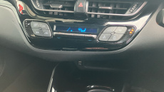 Toyota C-HR 1.8 Hybrid Design 5dr CVT Hybrid Hatchback